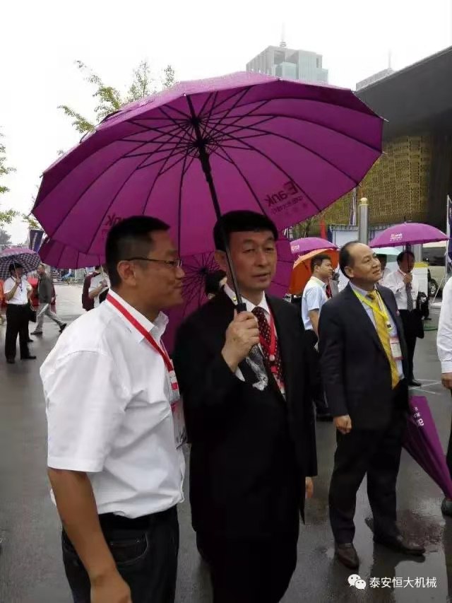 118手机论坛资料库应邀参加泰安市经济社会发展成果展